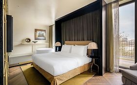 Roomers Munich, Autograph Collection